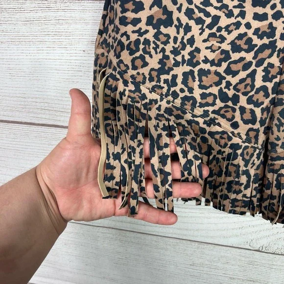 Crazy Train Women's Cheetah Printed Boho Fringe Shorts Size XL - Picture 4 of 7